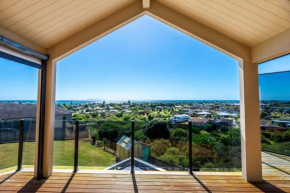 Sun, Sand, Serenity - Waihi Beach Holiday Home